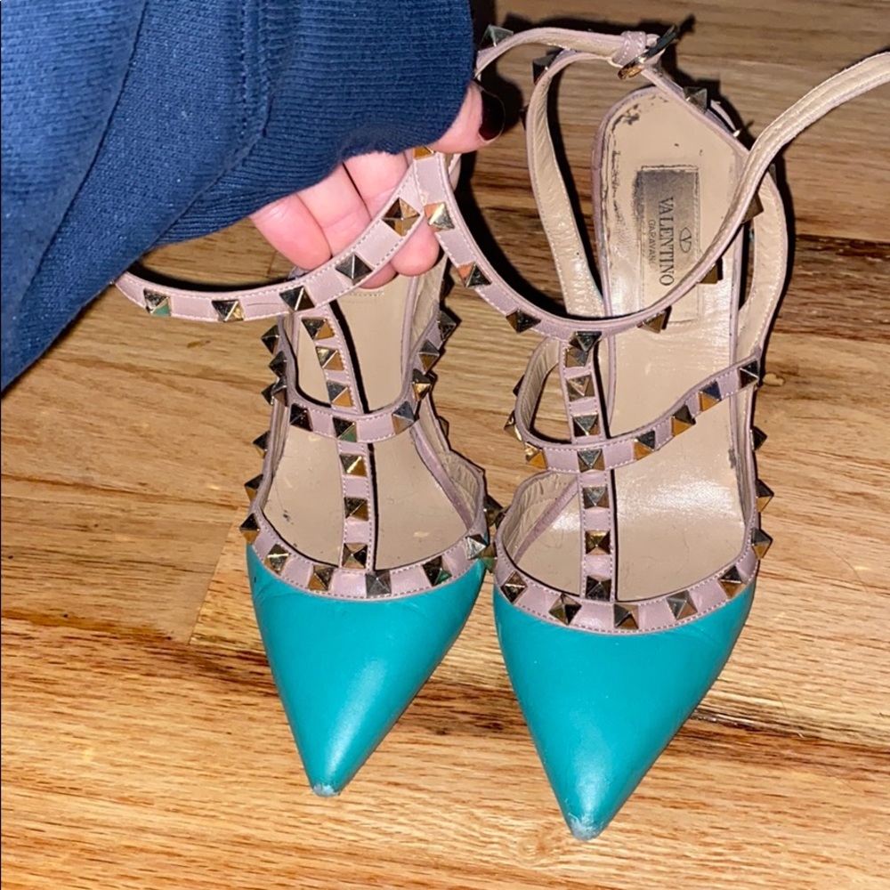 Tiffany blue Valentino Heels